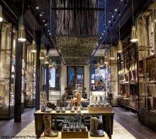 Wire mesh adds a unique aesthetic appeal at this New York store.